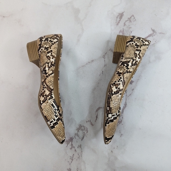 Lulus Ballet Flats Alessia Snakeskin Size 8 Shoe Pointed Toe Womens Tan Brown - Picture 2 of 12